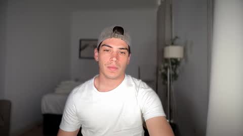 _aesthetic online show from October 30, 12:17 pm