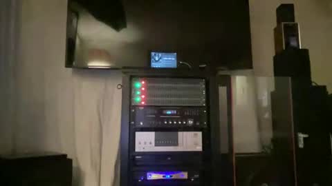  anneonamouse online show from April 22, 12:54 pm