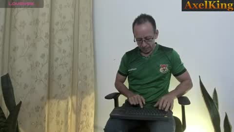 Axel online show from July 14, 11:38 am