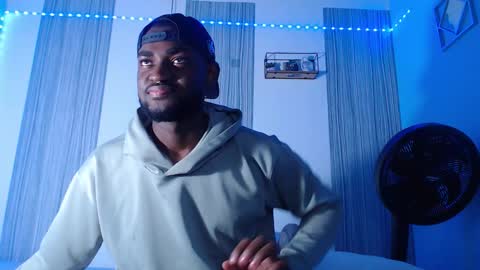 Andrew online show from February 18, 3:04 am