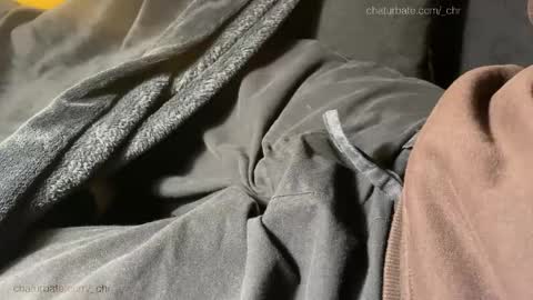 Chris online show from December 3, 7:42 pm