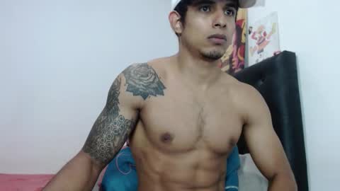 Snapshot of _crissgex_ chatting on October 21, 3:20 am  crissgex  online show from October 21, 3:20 am