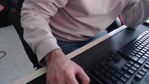 _dmc online show from January 13, 12:35 pm