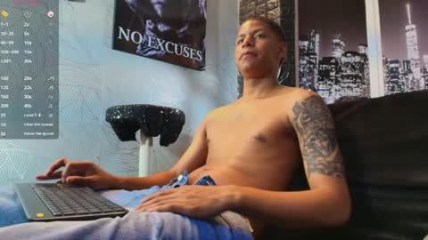 _erick_j online show from May 19, 8:37 pm