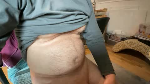 Snapshot of _ginger_boy chatting on October 27, 11:12 am Ginger boy online show from October 27, 11:12 am