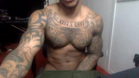 Tatted34 aka PimpDaddy SlickDick online show from January 28, 7:00 pm