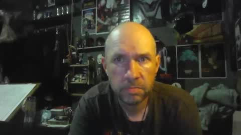 That guy online show from April 28, 1:22 am