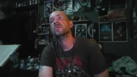 That guy online show from May 15, 2:09 am