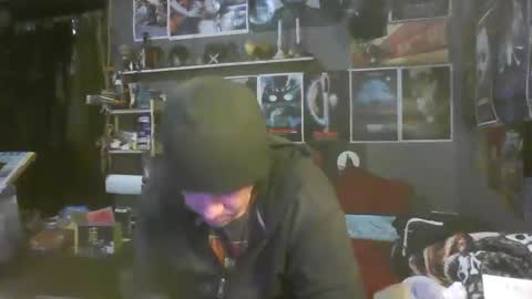 That guy online show from November 24, 2:12 am