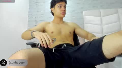 Noah Heyden online show from February 18, 2:59 pm