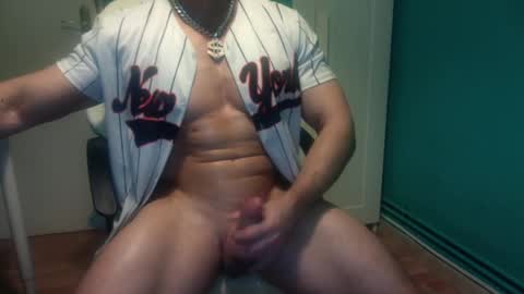 Snapshot of _r__o__b______ chatting on December 6, 6:15 am Demon Rob online show from December 6, 6:15 am