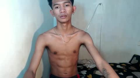 _rellvanxx online show from November 19, 10:42 pm