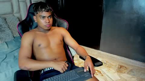 _sammy_ice online show from February 5, 4:16 am