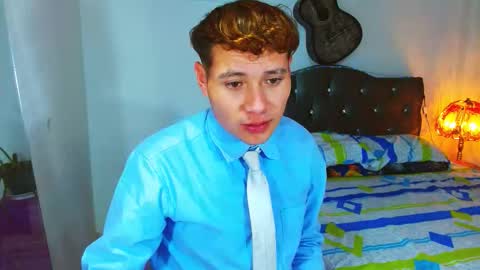 santi online show from March 27, 8:26 am