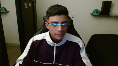 SCHNEIDER online show from February 3, 6:40 am