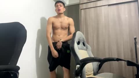 Juan Pablo-independent model online show from January 29, 5:51 am