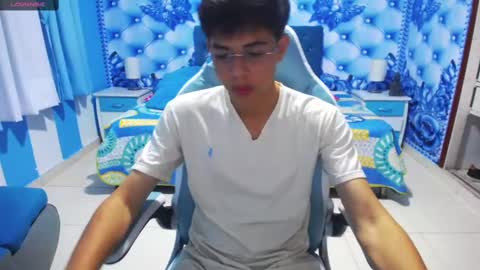 Liam scott  online show from February 9, 1:56 am