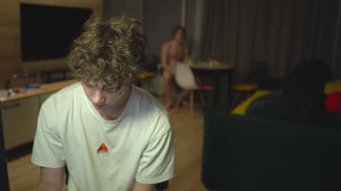 OLIVERERENMARCUSpvt is open online show from February 4, 3:00 am