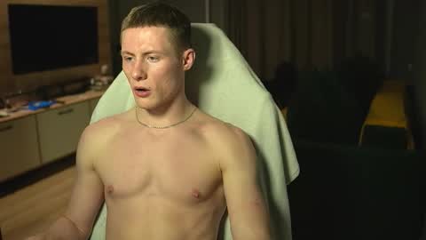 OLIVERERENMARCUSpvt is open online show from December 19, 1:35 am