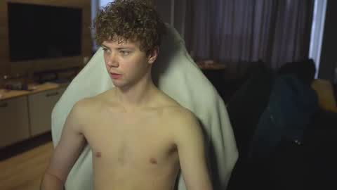 OLIVERERENMARCUSpvt is open online show from February 20, 4:07 am