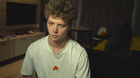 OLIVERERENMARCUSpvt is open online show from December 29, 3:11 am