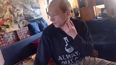 Sven online show from December 17, 12:45 pm