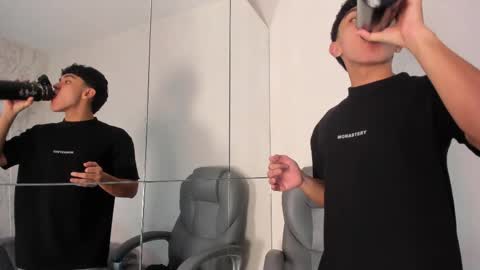 _taylorblack online show from March 29, 11:54 am