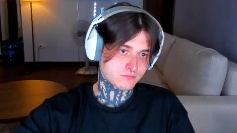 _torfin_ online show from July 1, 6:41 pm