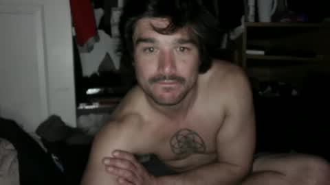 Snapshot of _yourdirtysecret23 chatting on February 9, 3:43 am Matt snap - mattdillon1995 online show from February 9, 3:43 am