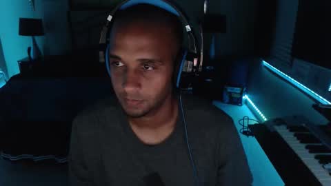 a4orce online show from October 25, 2:35 am