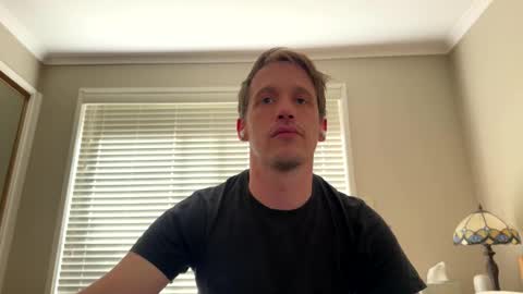 Kris online show from April 2, 5:59 am