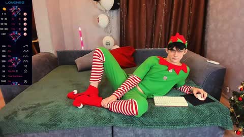 Aaron Bang online show from December 24, 11:11 pm