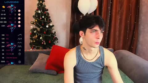 Aaron Bang online show from December 27, 1:43 am