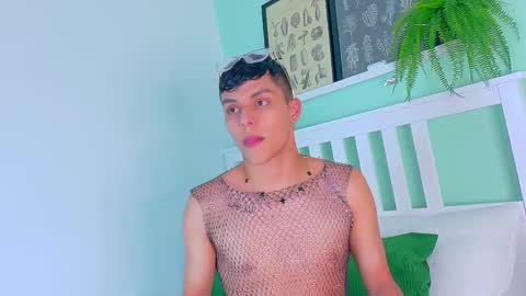 AARON  online show from September 21, 12:05 pm