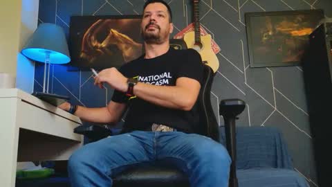 Aaron online show from October 14, 6:20 am