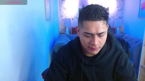 Aaron online show from September 22, 12:15 pm