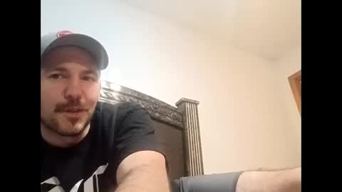 aaronshere888888 online show from March 1, 8:36 am