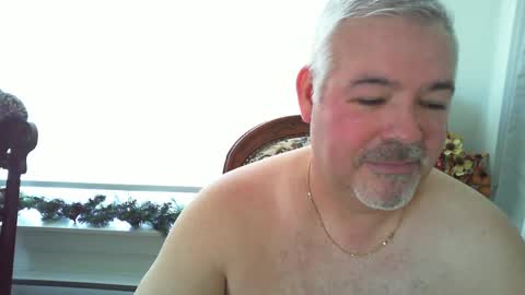 Snapshot of aarosteev chatting on December 3, 5:23 pm Jason online show from December 3, 5:23 pm