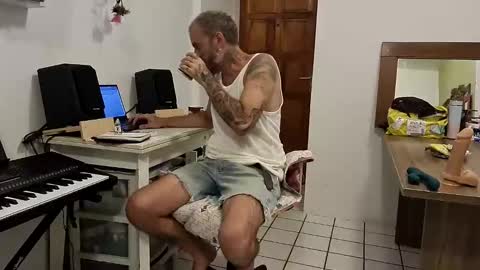 hotmansolo online show from December 16, 10:45 pm