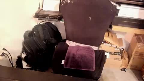 abitlikethat online show from December 24, 12:44 am