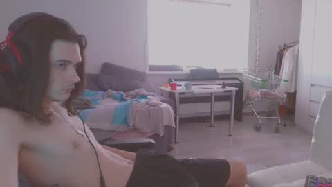 hi  cum in pvt noi extra tip online show from February 25, 12:24 pm