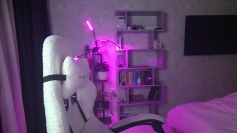 Nick online show from February 17, 1:10 pm