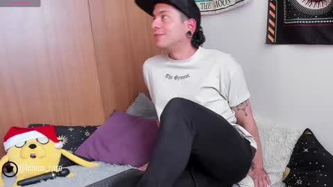 Jhonny online show from December 17, 5:58 pm