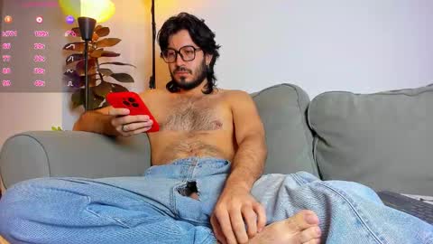 R. online show from November 19, 12:38 pm