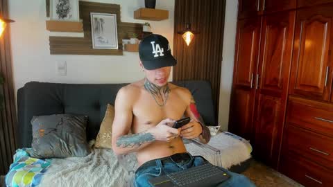 Acxel online show from April 3, 8:05 pm