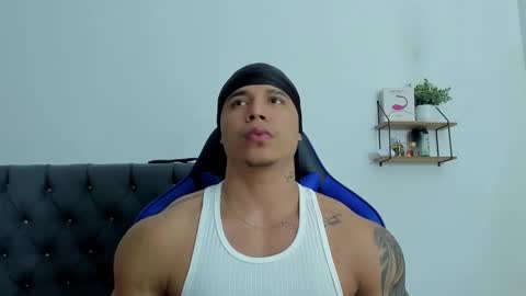 adam boss online show from December 17, 8:21 am