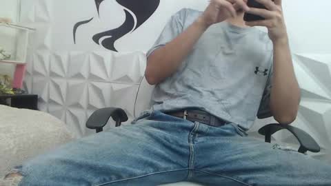 adam_evehotroom online show from February 6, 9:49 pm