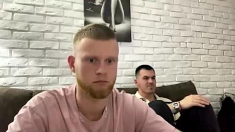 adam_ice1 online show from April 20, 7:49 pm