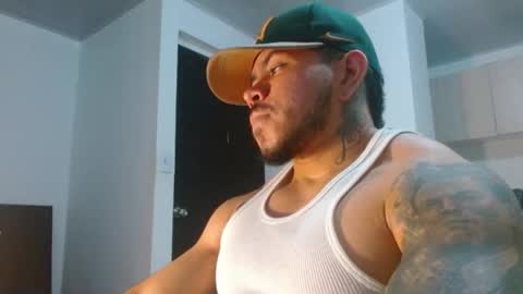 adam shilder7 online show from February 26, 1:40 am