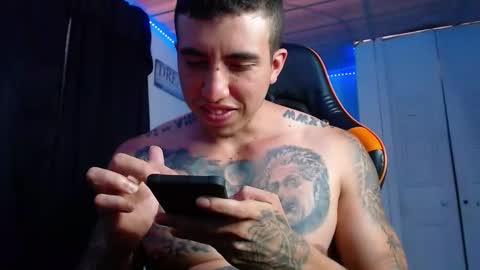 Snapshot of adan_hudson chatting on October 3, 3:50 pm Anderson online show from October 3, 3:50 pm